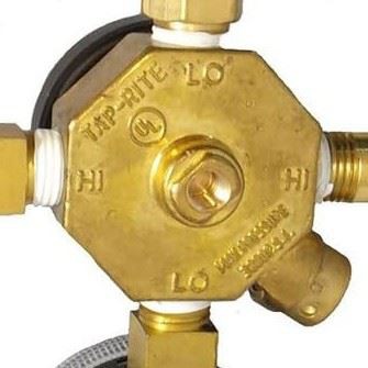 Compressed Gas Regulator 1/4 SAE Flare Ports
